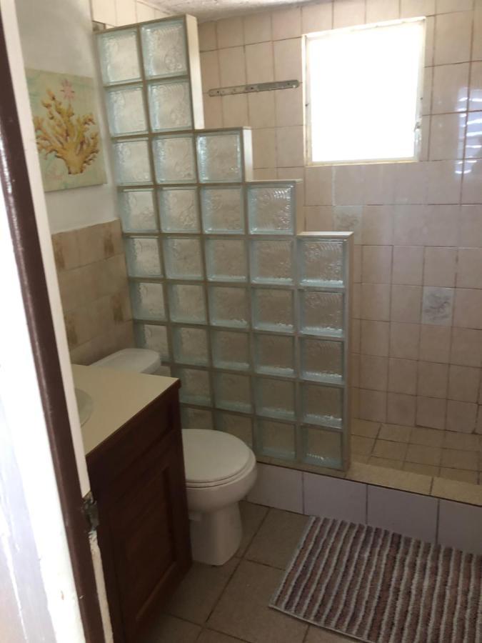 Moonlight Cottage East End Village Εξωτερικό φωτογραφία