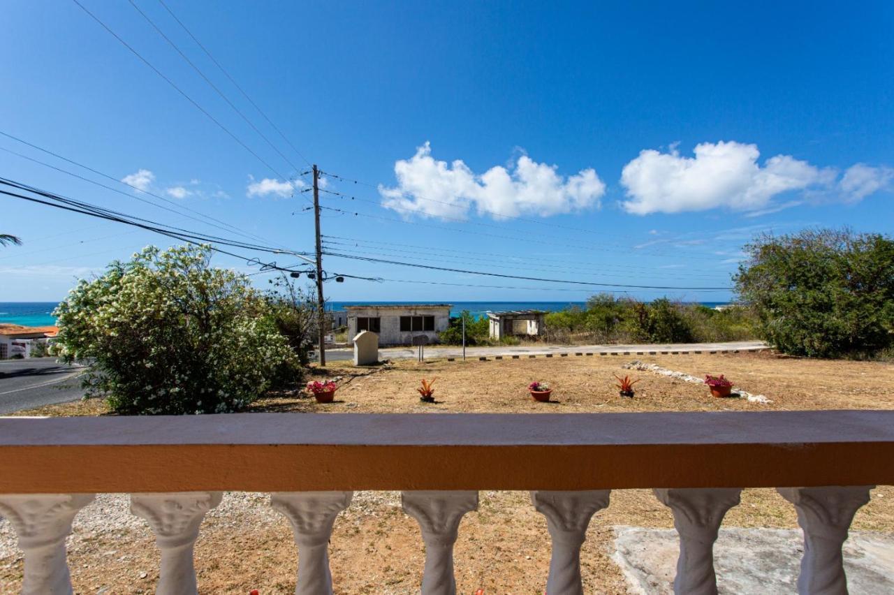 Moonlight Cottage East End Village Εξωτερικό φωτογραφία